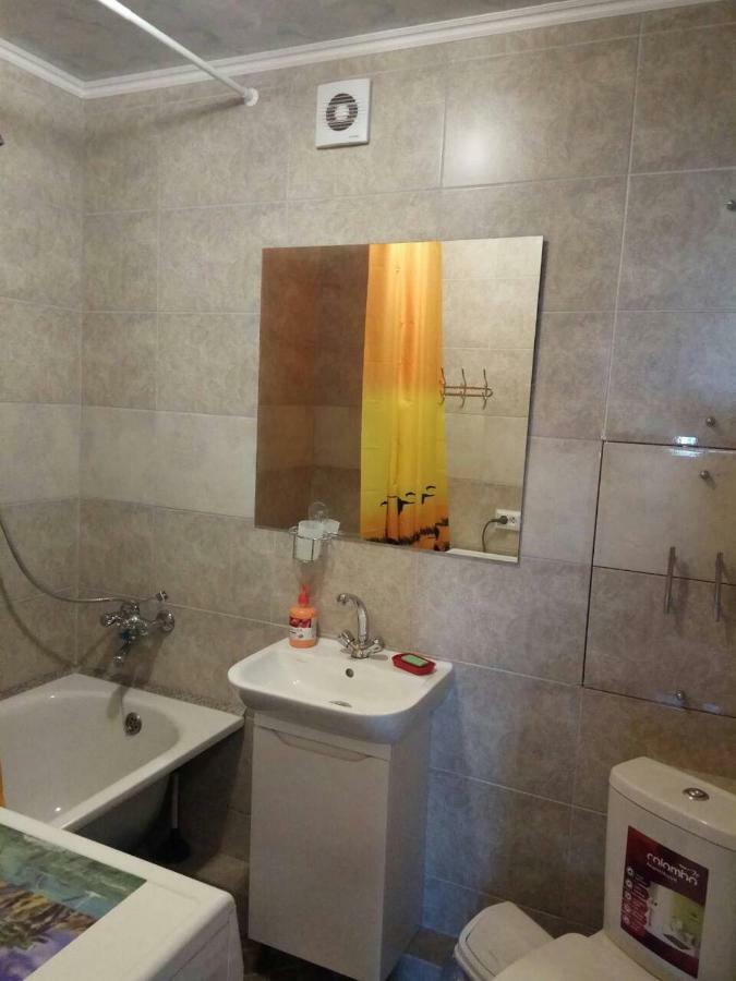 Apartment On Sobornaya 58 Khmelʼnytsʼkyy Eksteriør bilde
