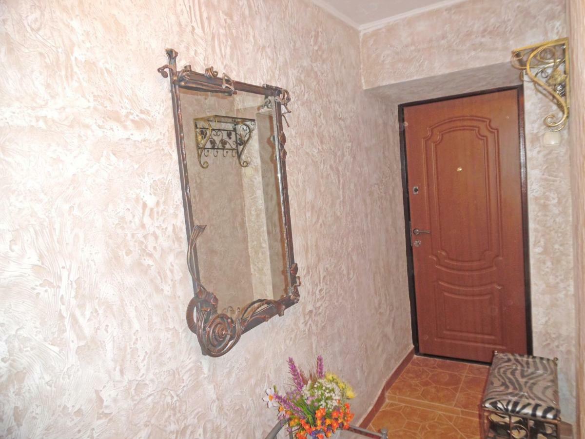 Apartment On Sobornaya 58 Khmelʼnytsʼkyy Eksteriør bilde