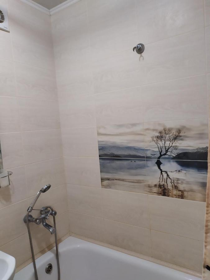 Apartment On Sobornaya 58 Khmelʼnytsʼkyy Eksteriør bilde